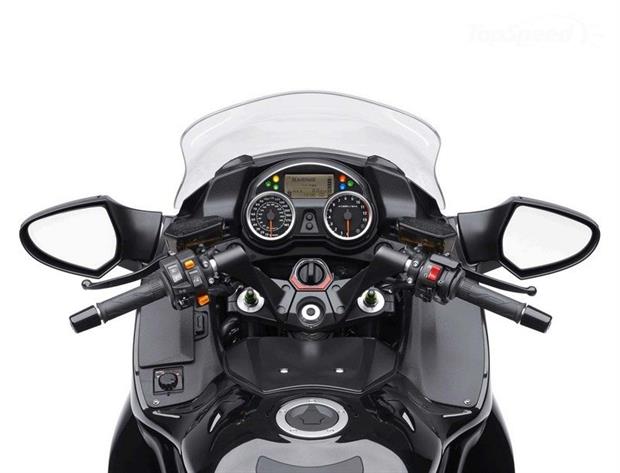 بررسی موتورسیکلت کاوازاکی ABS Concours 14 مدل 2015